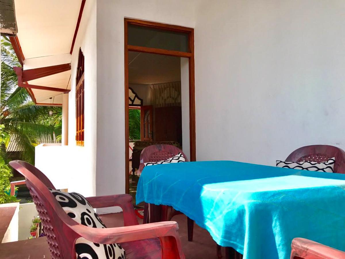 Moragalla Dilu Villa Beruwala Exteriör bild